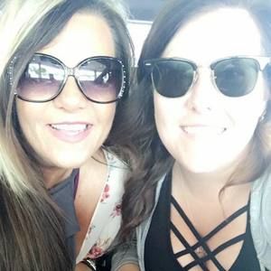 Meet your Posher, Courtney